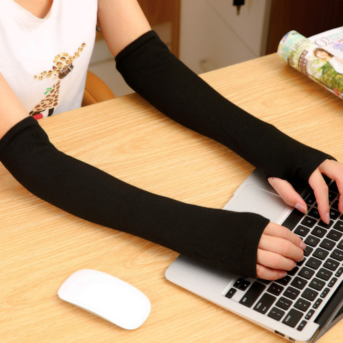 Winter Korean style striped fingerless gloves with holes, wrist guards and sleeves, warm and anti-dirty sleeves, extended arm guards, warm gloves