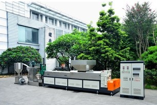 供应PE/PP薄膜清洗破碎生产线  全自动薄膜清洗生产设备