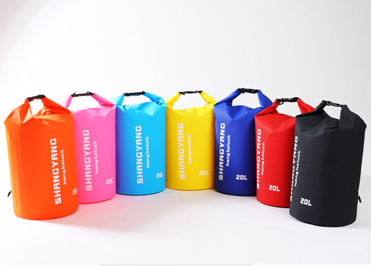 8609383877_300604843