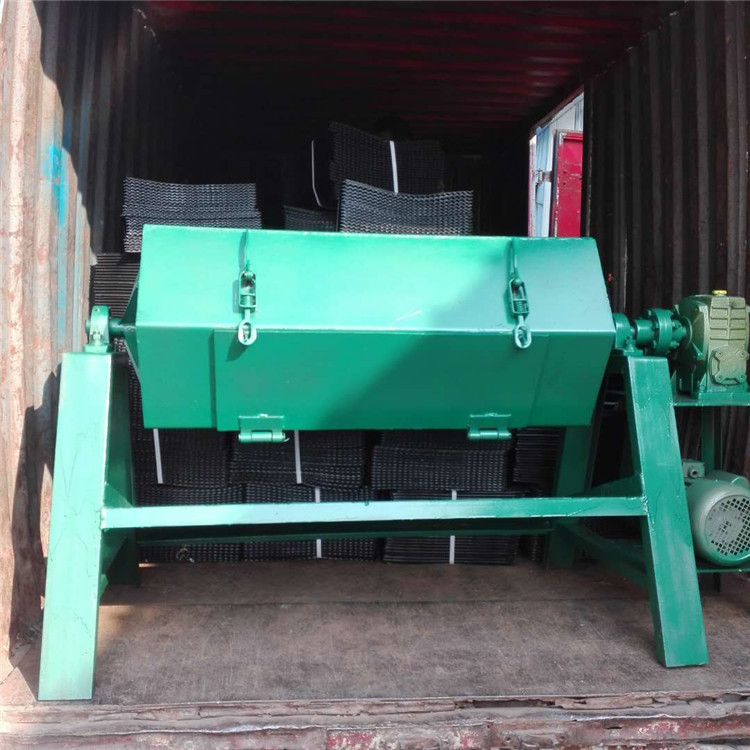 小型研磨机 六角滚桶研磨机 宏瑞研磨机生产