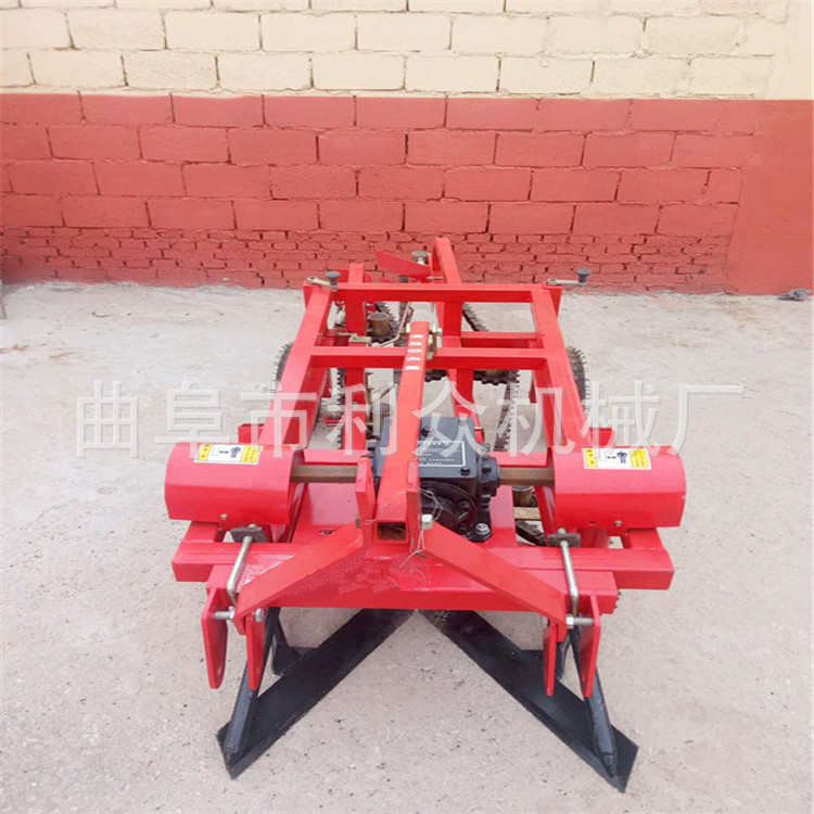 连云港 链条传动花生收获机 四轮带花生收获机