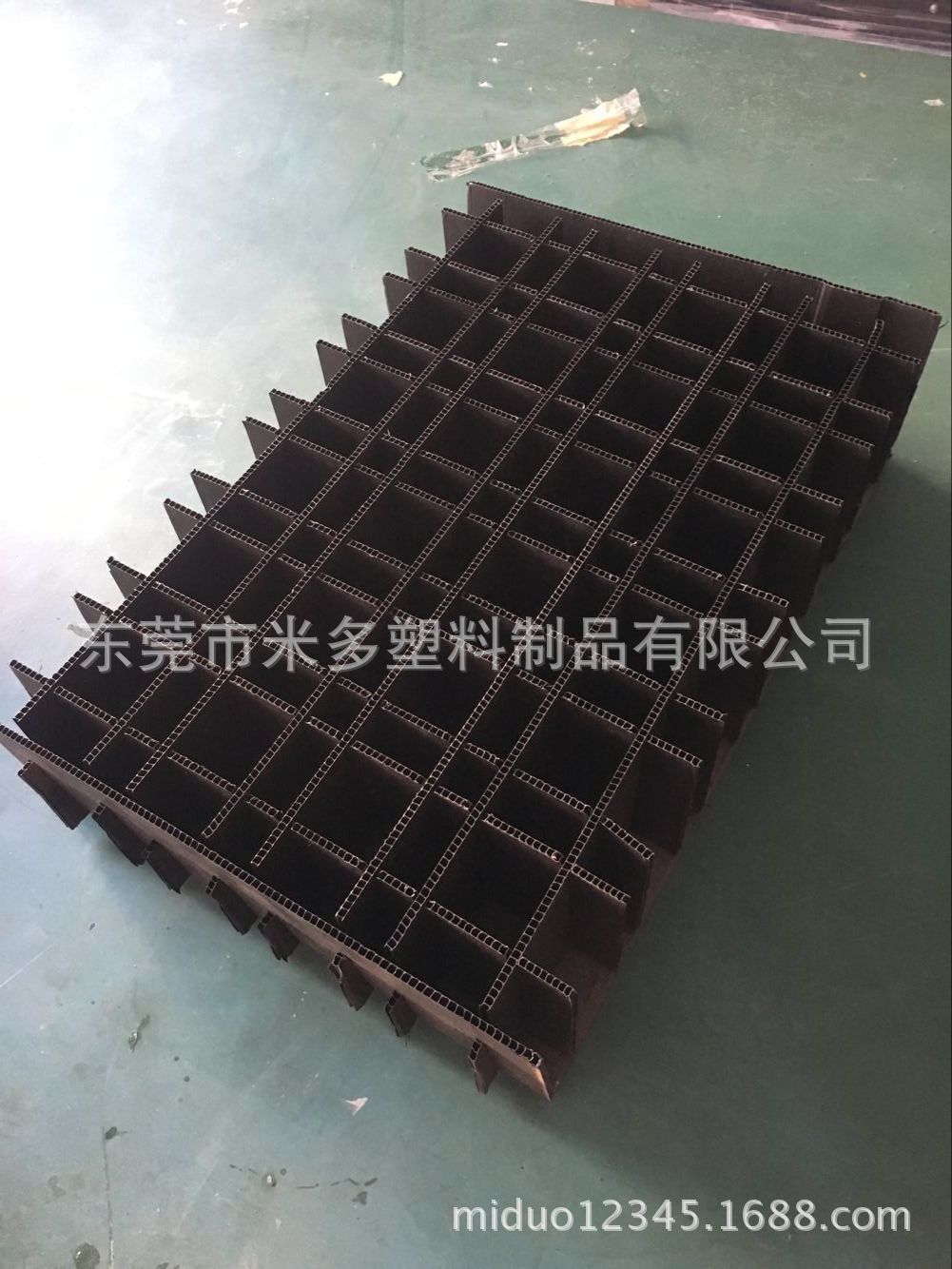 供应光明五金厂车间周转pp塑料瓦楞板刀卡