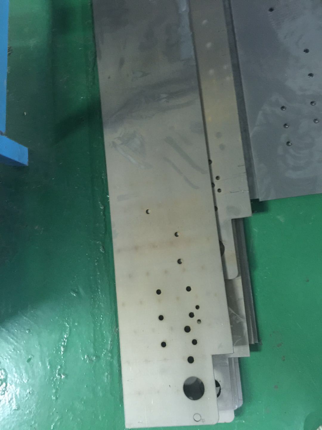 专业激光切割的钣金件，不锈钢件 厂家直销 来图来样做