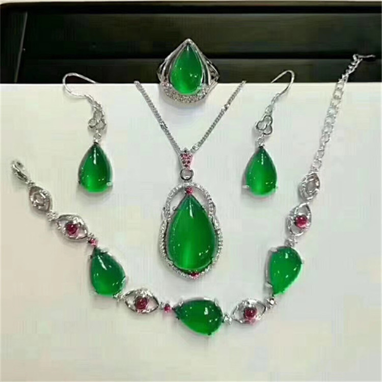 天然正品925银镶嵌玉髓四件套 玛瑙玉髓 手链 戒指 吊坠 耳环批发