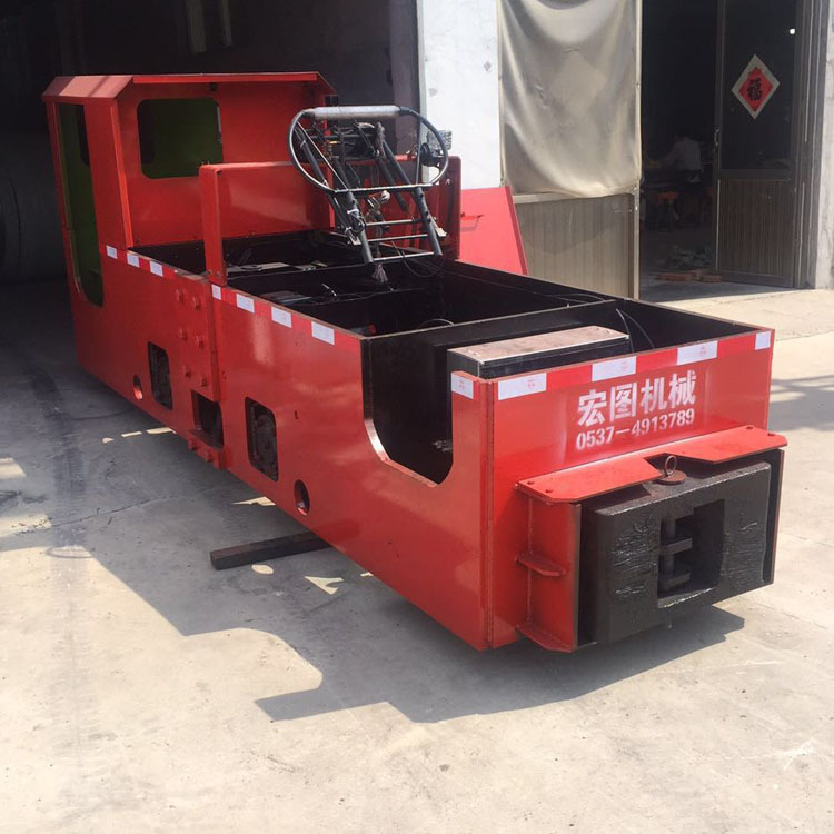 临沂铁矿架线式电机车 矿区指定矿用设备厂家 宏图机械加工生产