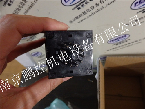 日本OMRON电子计数器H7CX-R11-N