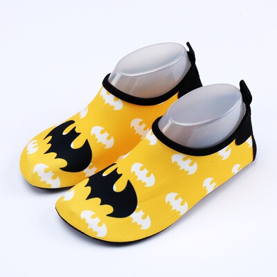 2018 summer new pattern children Beach shoes Quick drying men and women baby Swim shoes Parenting Skin care shoes Wading shoes