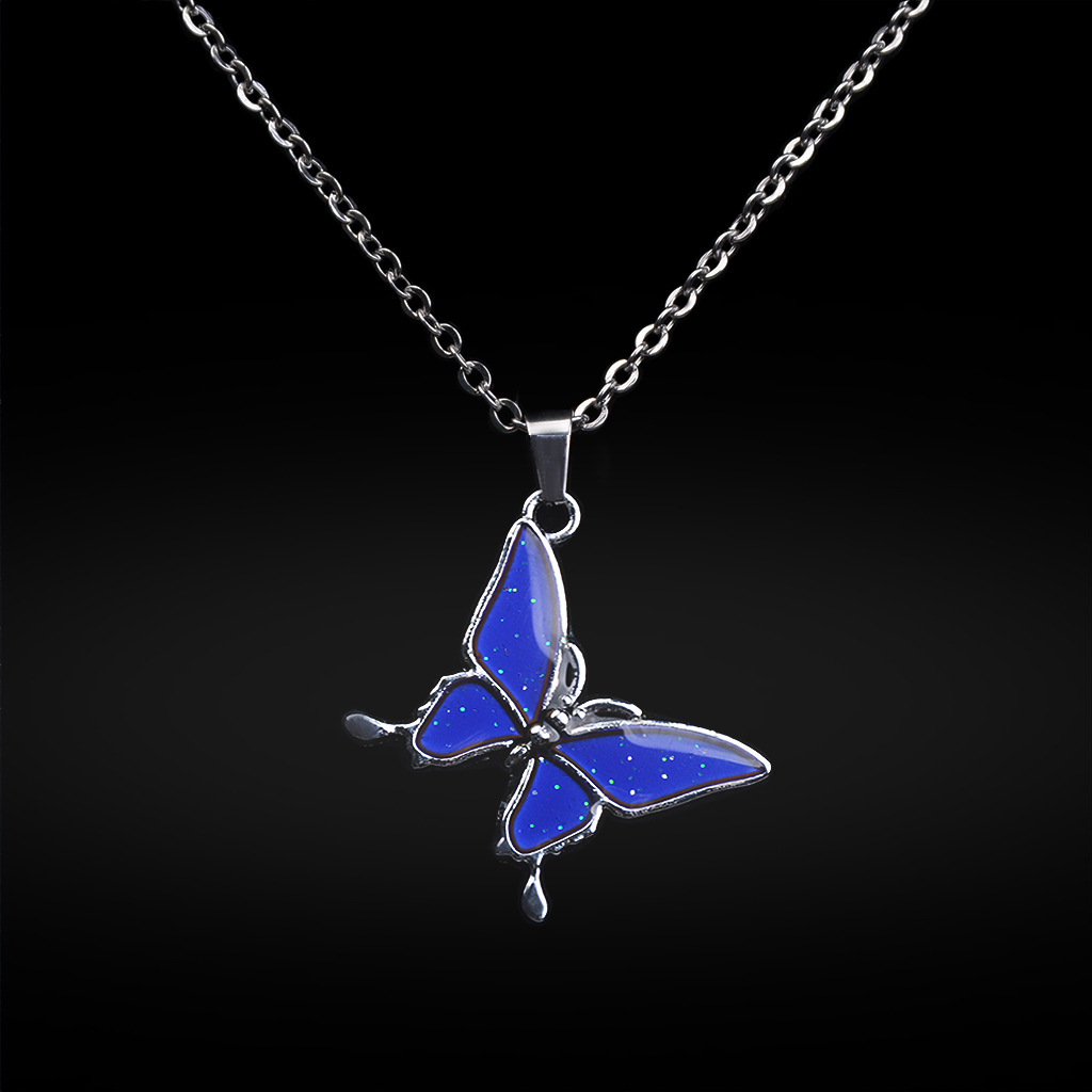 Fashion Butterfly Temperature Change Color Stainless Steel Necklace display picture 3