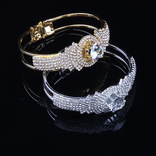 Brand New Zirconia Full Diamond Stainless Steel Open Bracelet, Women's Korean Style Accessory, New Arrival on E-commerce