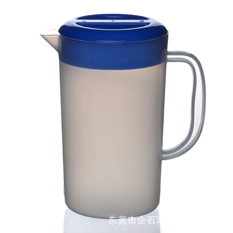东莞批发食品级防摔耐高温加厚PP茶水壶2L塑料冷水壶带手柄凉水杯