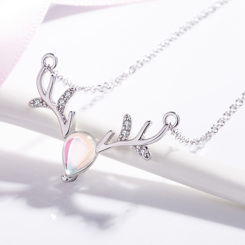 Korean moonstone small antler necklace colorful moonlight antler clavicle chain jewelrypicture1