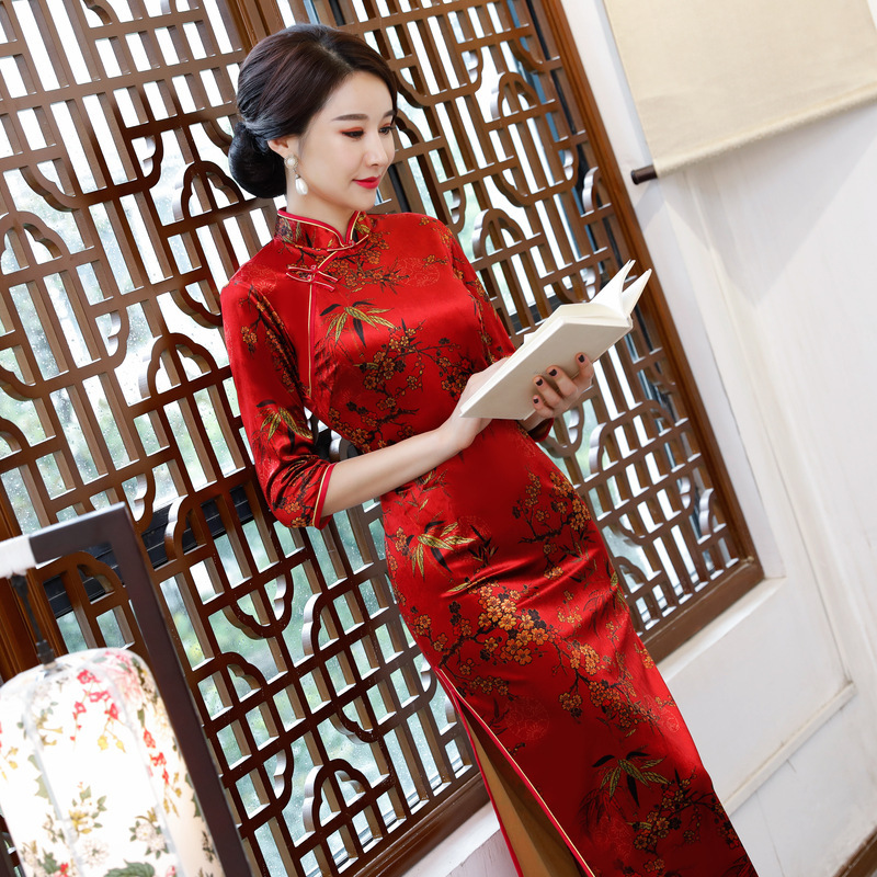 Chinese Dresses Qipao for women robe chinoise cheongsam Gold velvet long cheongsam meeting dress women&apos;s sleeve cheongsam dress