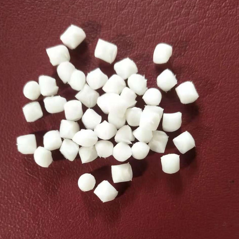 亚光PVC本色60度70度80度颗粒 环保味无 雾面 亚光PVC玩具公仔料