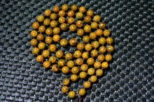 �����S����ʯ����������u���Sͬ�ψA��80������ִ���Ů�Ʒ