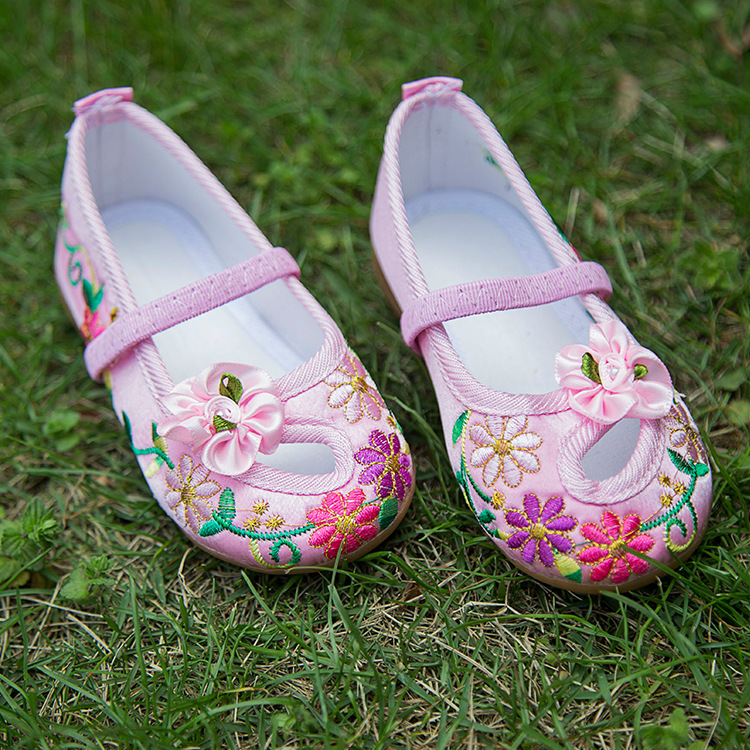 春夏季老北京女童布鞋唐裝繡花鞋 牛筋底舒適透氣寶寶單鞋批發
