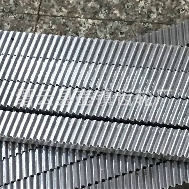 专业供应发黑处理斜齿齿条 斜齿硬化齿条 斜齿齿条制作