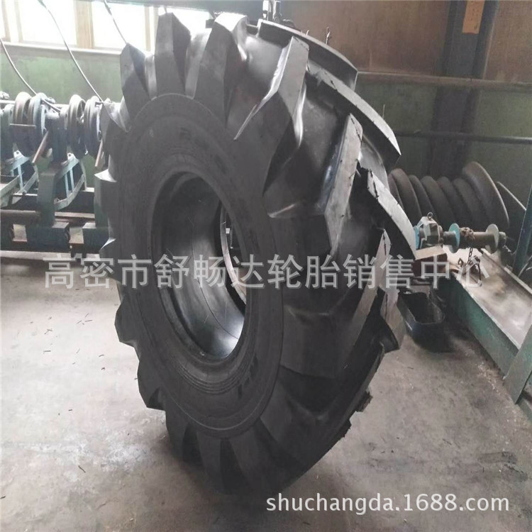 现货供应23.5-25拌路机轮胎 工程机械轮胎 人字轮胎 充气胎