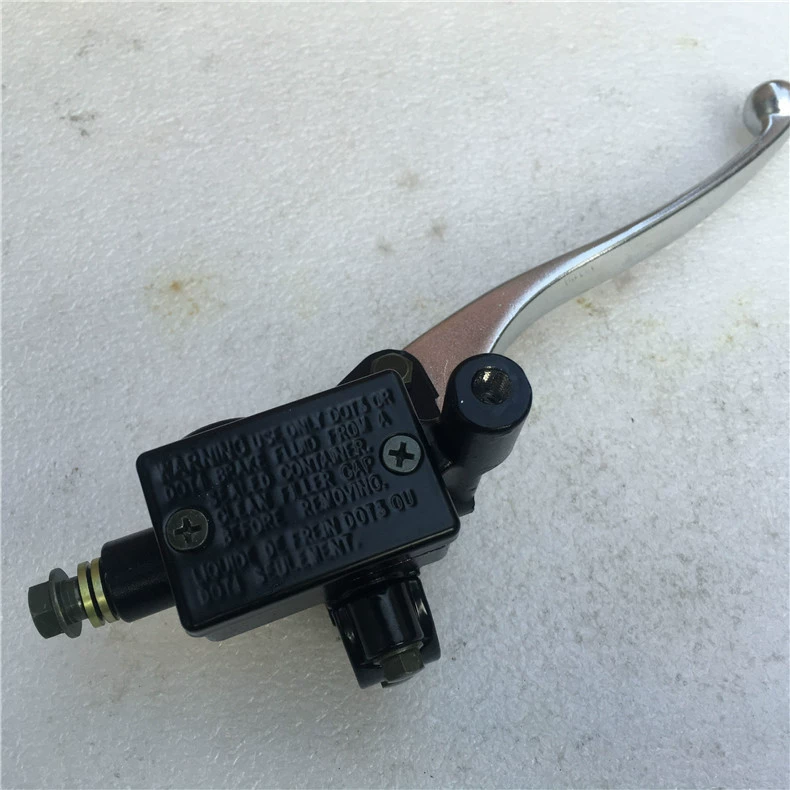 Верхний насос мотоцикла правый верхний насос антияпонской войны DIO с зеркальным сиденьем Верхний насос в сборе тормозной насос передний тормозной верхний насос