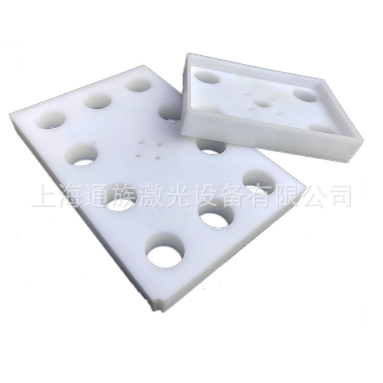 9326827276_127372382