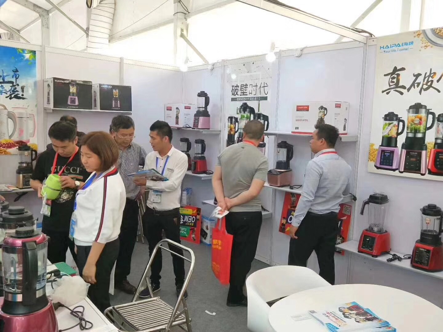 ֱ����չ�������׼չλ����м�֧�����Ͻ���߲���׼չλ����