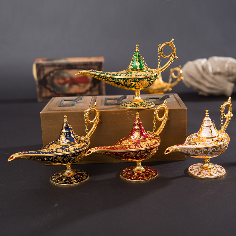 New metal crafts Aladdin magic lamp ornaments hollow creative retro wishing lamp Russian living room gifts