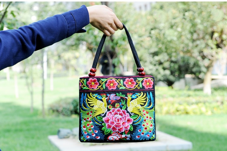 2024 nuevo bolso de cuentas de madera de doble capa portátil de mediana edad y ancianos bolso de bordado de estilo étnico bolso de lona portátil de un solo hombro bordado