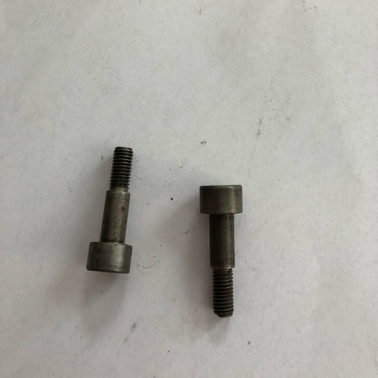 厂家专做非标内六角半螺纹8x29螺钉，源头工厂