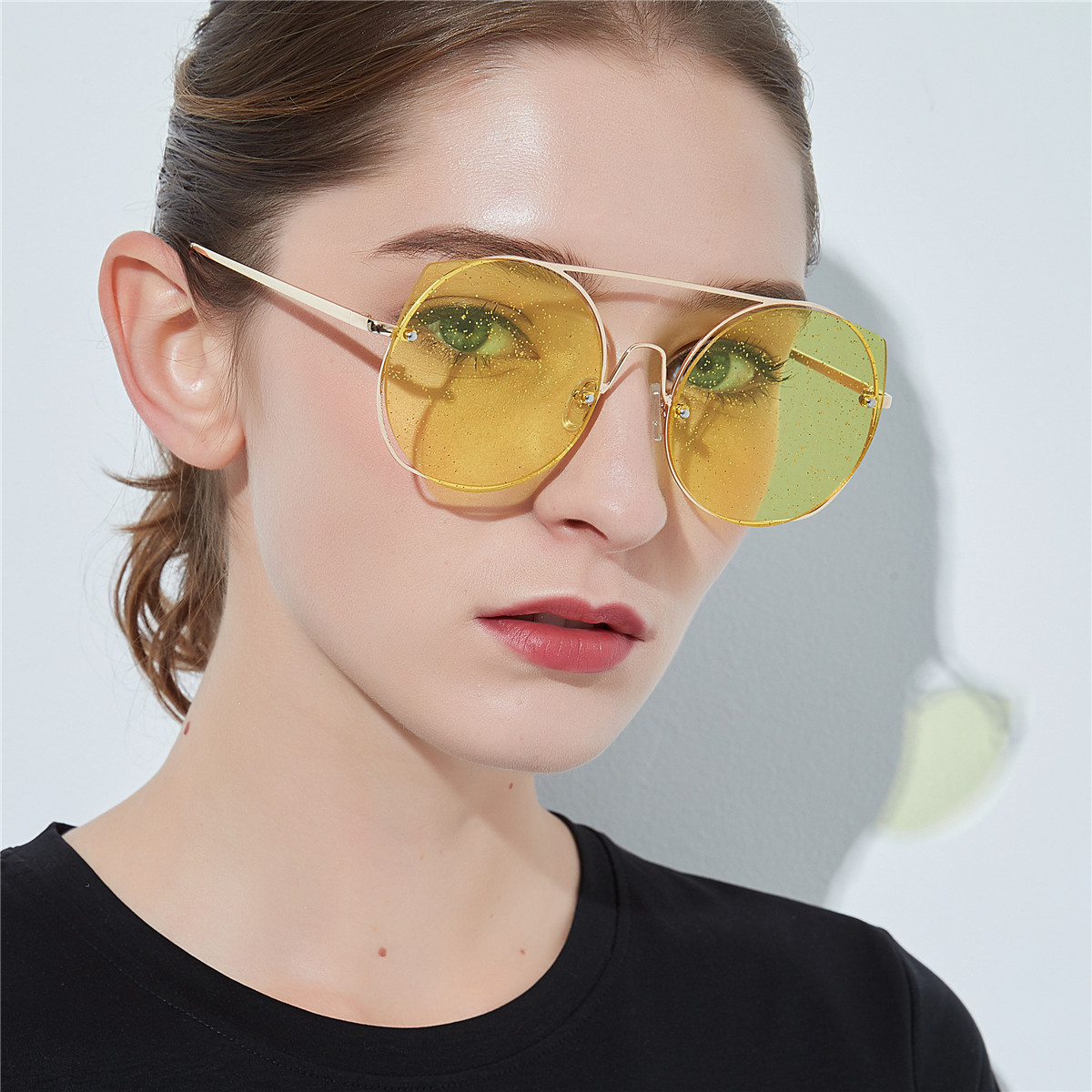 Round Retro Metal Colorful Ocean Lenses Anti-ultraviolet Sunglasses display picture 1