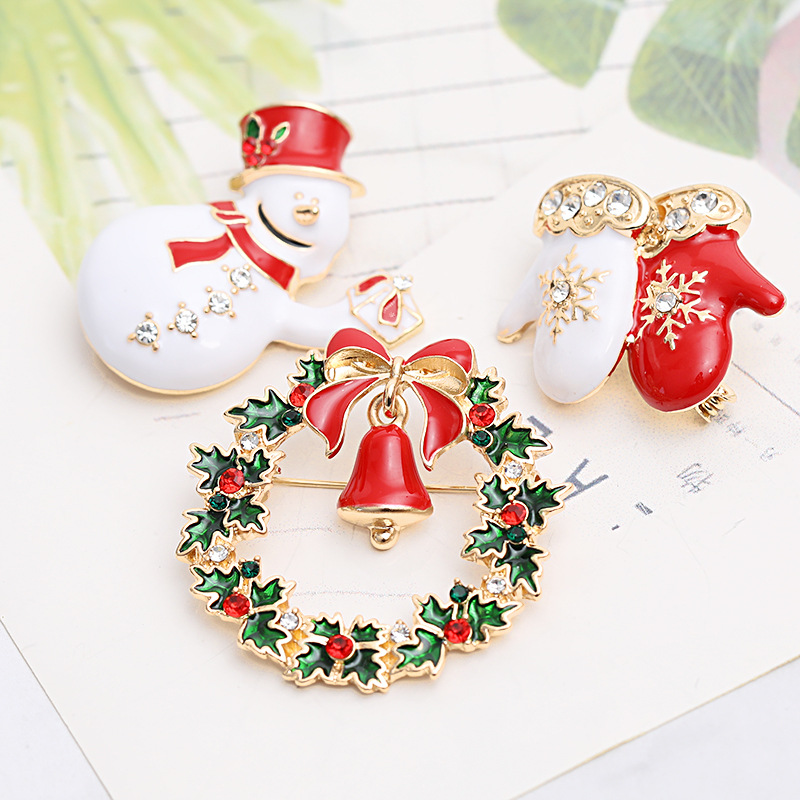 Wholesale Jewelry Christmas Tree Snowman Tie Socks Gloves Brooch Nihaojewelry display picture 34