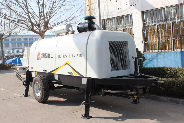 出口型40混凝土输送泵 40小型混凝土泵 40小型混凝土拖泵小型地泵