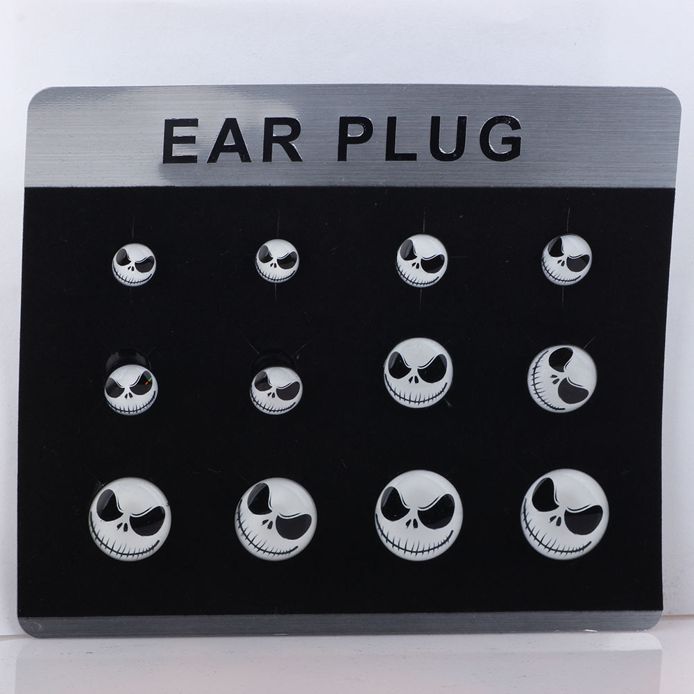 Pointed titanium steel lip stud product view