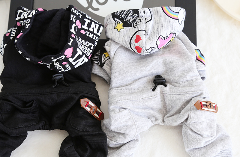 简约派带四脚衣