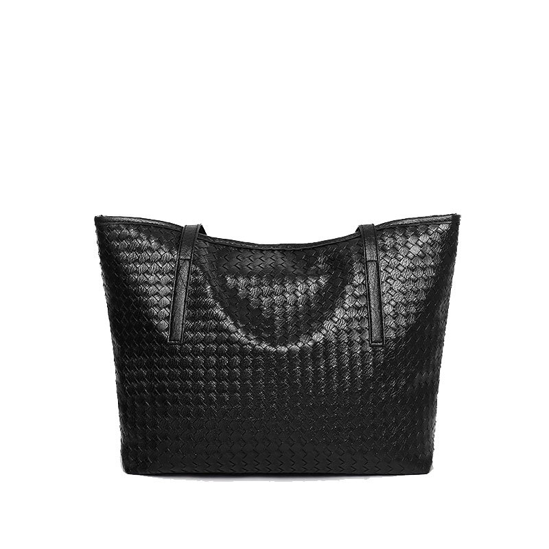capacious solid color one-shoulder bag
