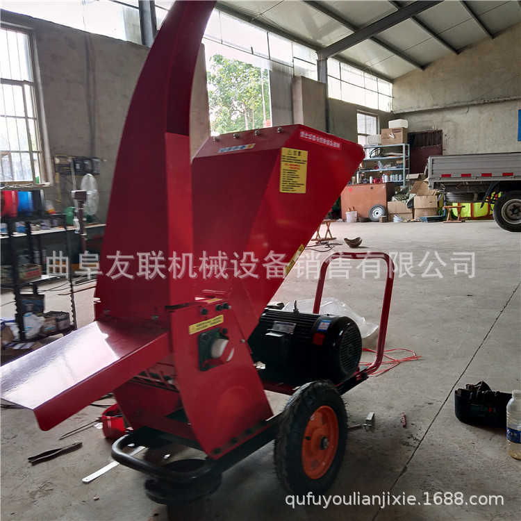 小型果园卧式树木碎木机 园林葡萄枝粉碎机 家用汽油树枝碎枝机01