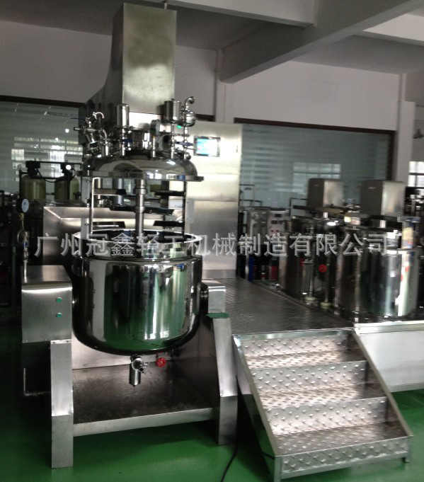 可倾真空均质乳化机（液压升降） 化妆品膏体均质乳化锅