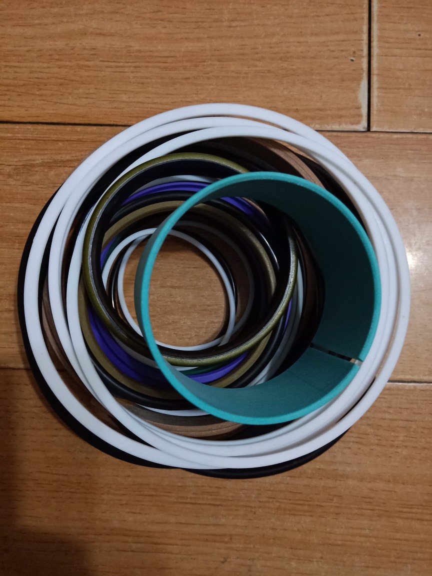 中联泵车主油缸密封