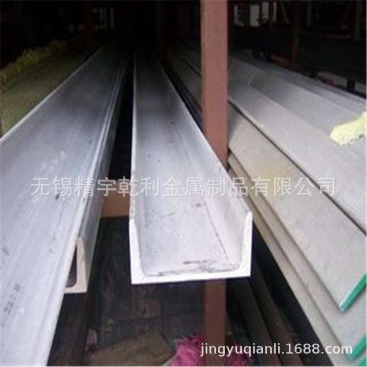 t01098733d469a838f2
