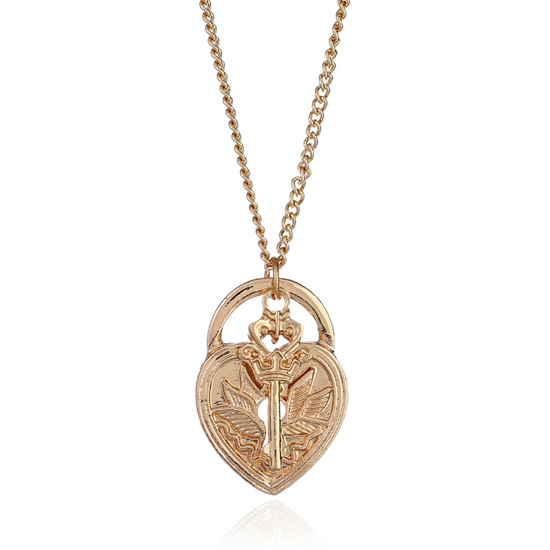 Fashion single-layer necklace, female accessories, heart-shaped key combination pendant, pendant