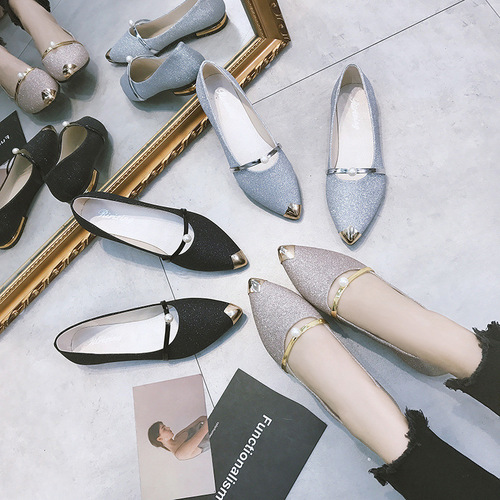 Spring new women's casual shoes, new flat shoes, mom shoes, grandma shoes, women's shoes, foreign trade pointed toe low heels