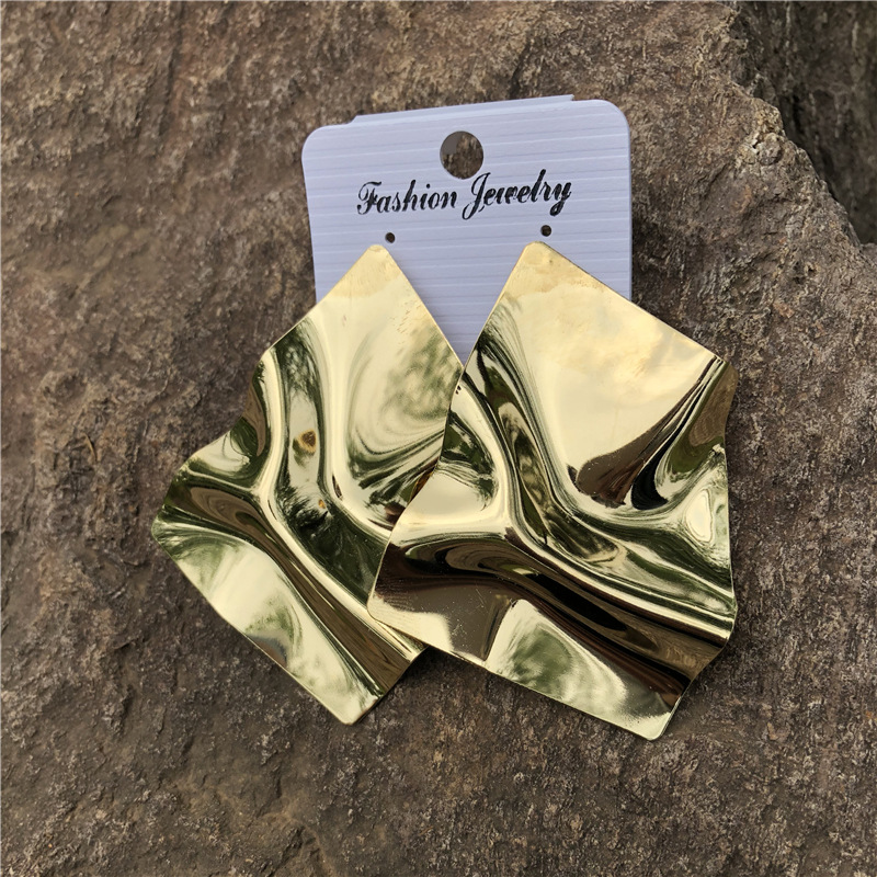 Alloy Material 1 Pair Casual Simple Style Geometric Pleated Alloy Ear Studs