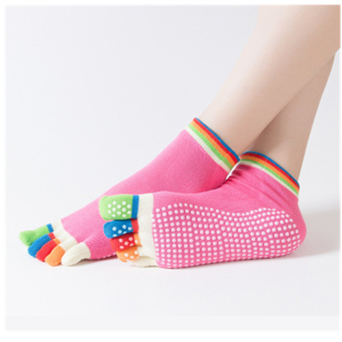 Wholesale winter creative letter yoga socks non-slip cartoon sports five-finger socks for women cotton warm split toe socks trendy