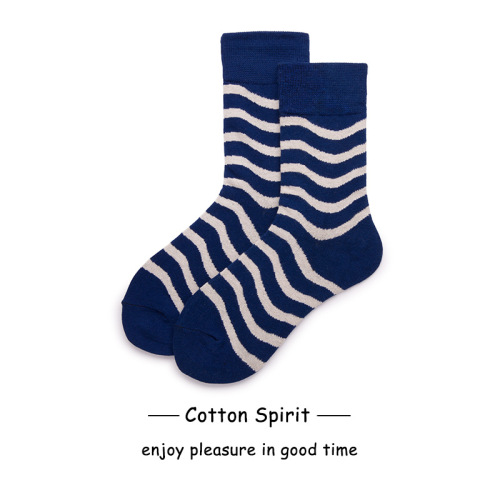 Cotton Spirit Wave Pattern Couple Trendy Matchable Socks Designer Spring and Autumn Season Simple Mid-Calf Socks