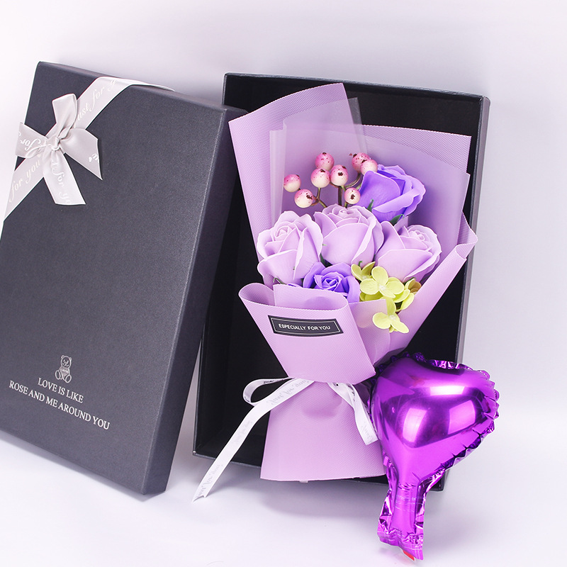 中号小熊黑盒5朵紫1-800