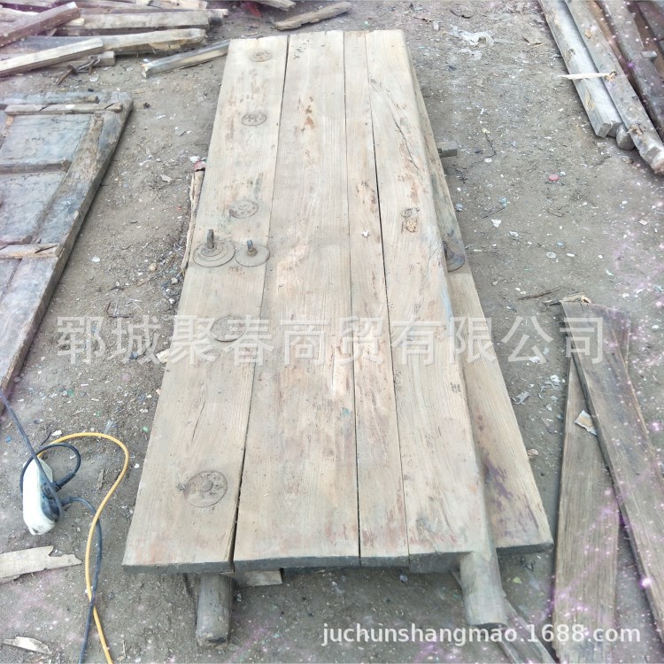 常年供应老榆木原料原木 老榆木旧门板 实木木材板 可加工家具等