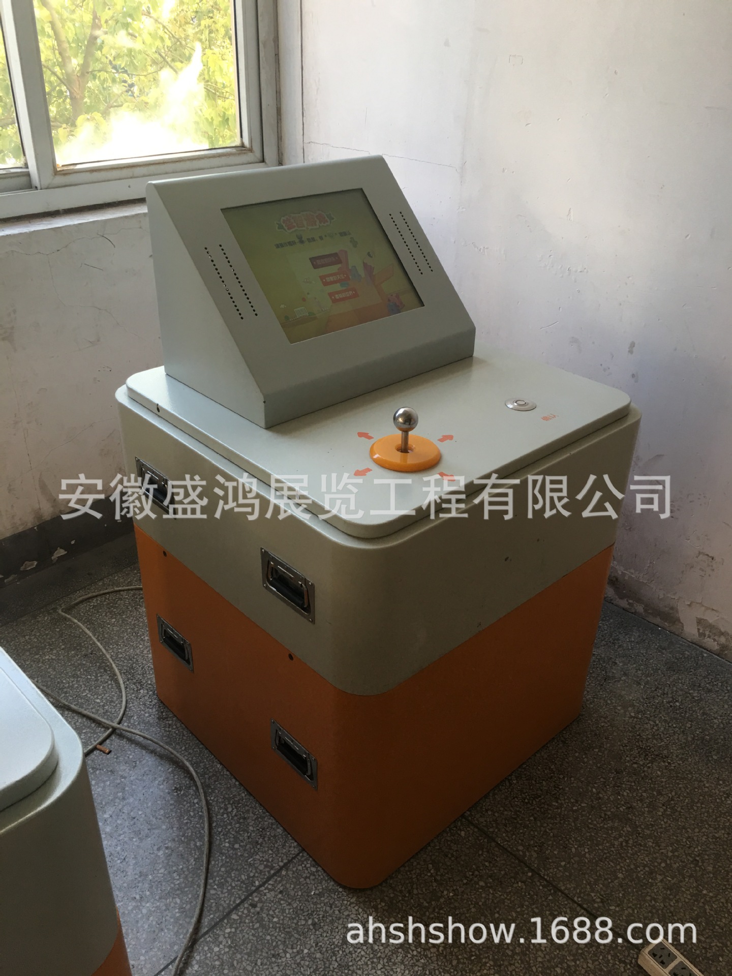 益智游戏   多媒体数学益智互动游戏  流动科技馆展品