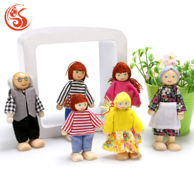 跨境一家人玩偶木质过家家人偶 益智儿童早教亲子玩具关节可调