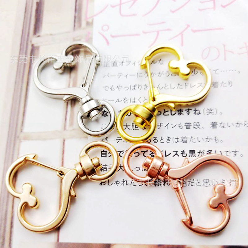 Factory direct wholesale shaped dog buckle jewelry accessories DIY pendant metal love heart keychain spot