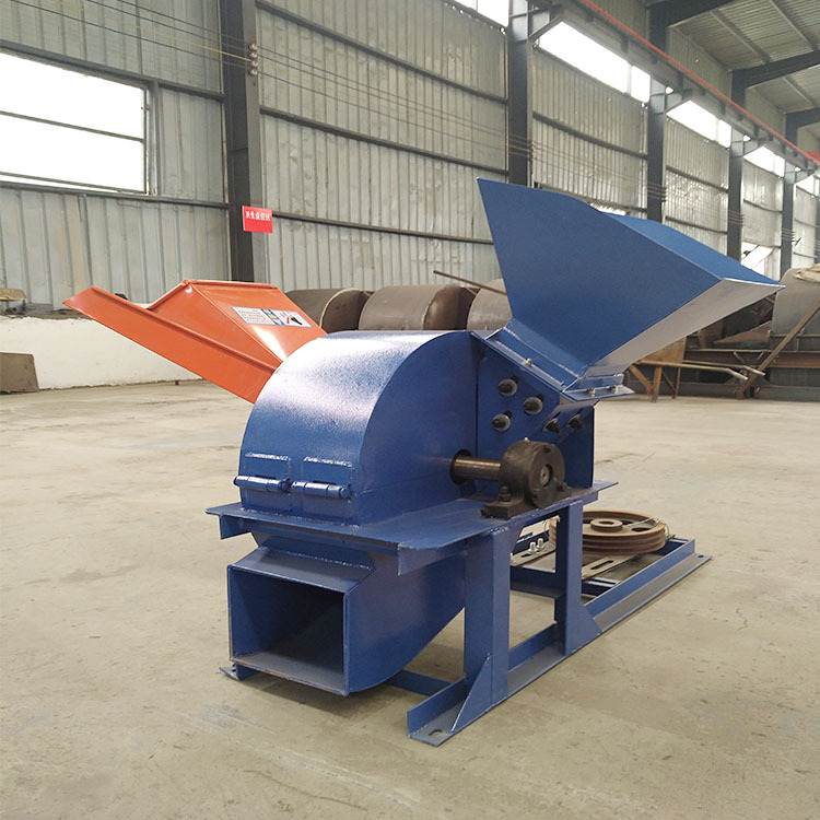 木材粉碎机 燃油式树枝木头粉碎机秸秆杂草粉碎机 园林树枝粉碎机