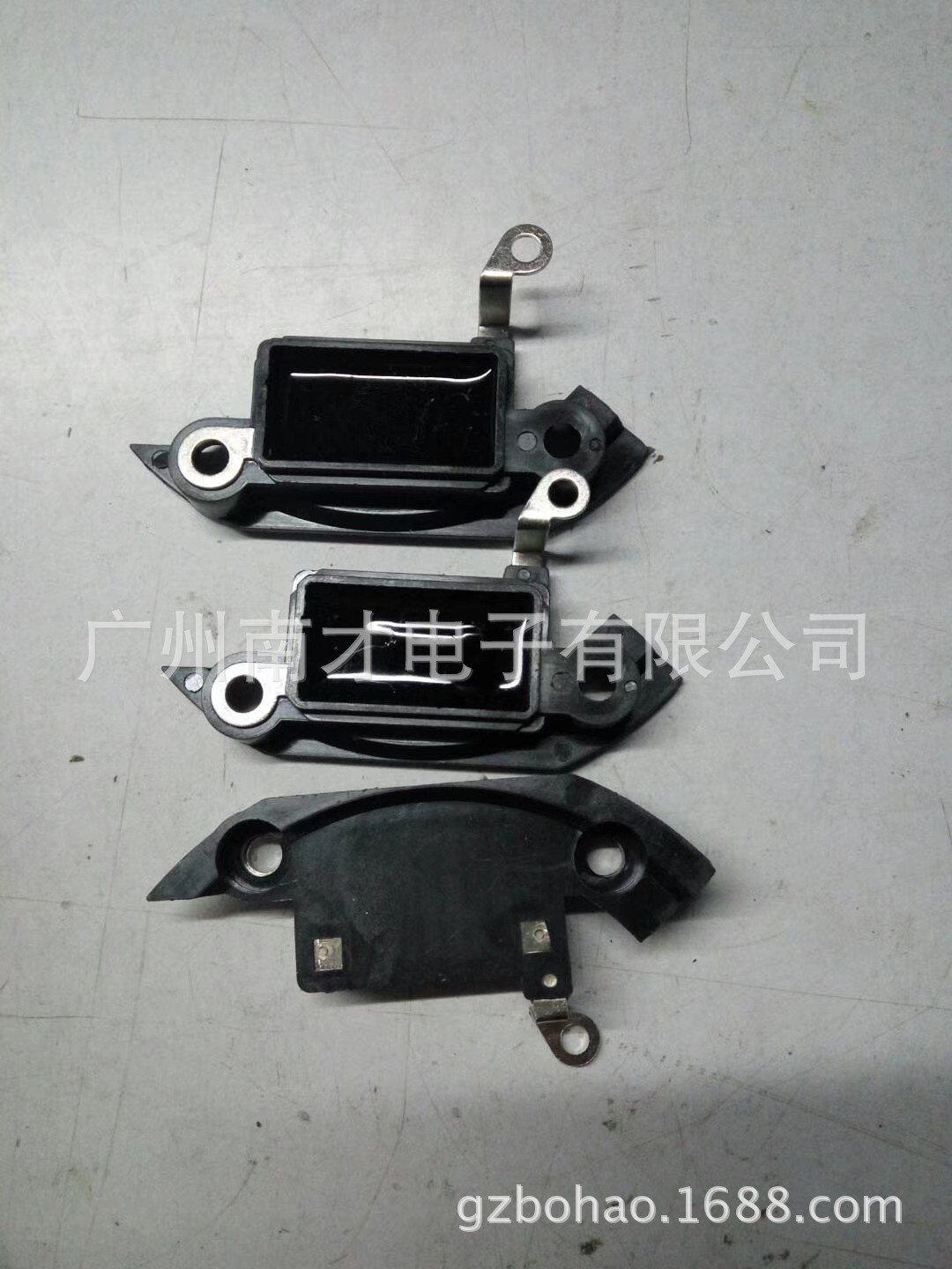 汽车转向灯闪光器电容器，汽车传动点火电容器，汽车防噪电容器