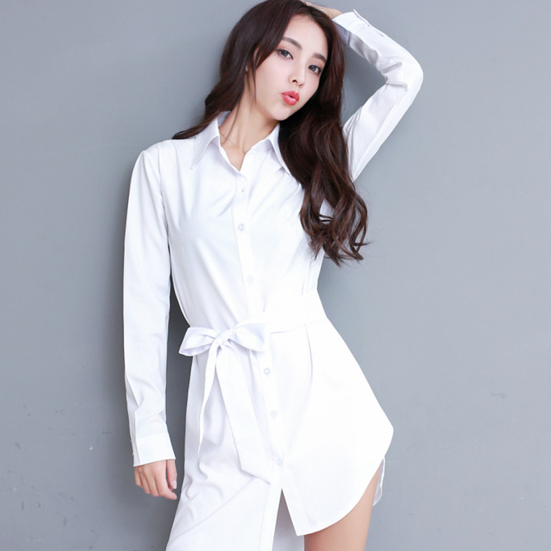 Camisa blanca de manga larga Han Fan BF viento sexy pijamas cinturón irregular flojo falda de la camisa delgada